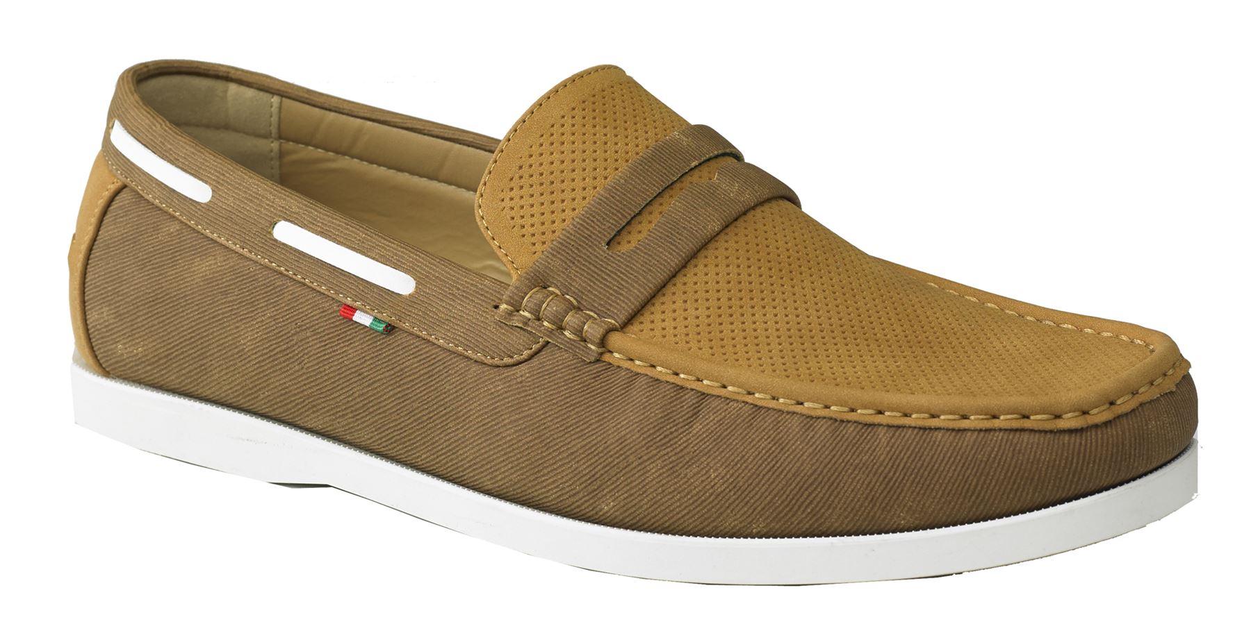 D555 Mens Slip On Boat Shoes With Perforation Details