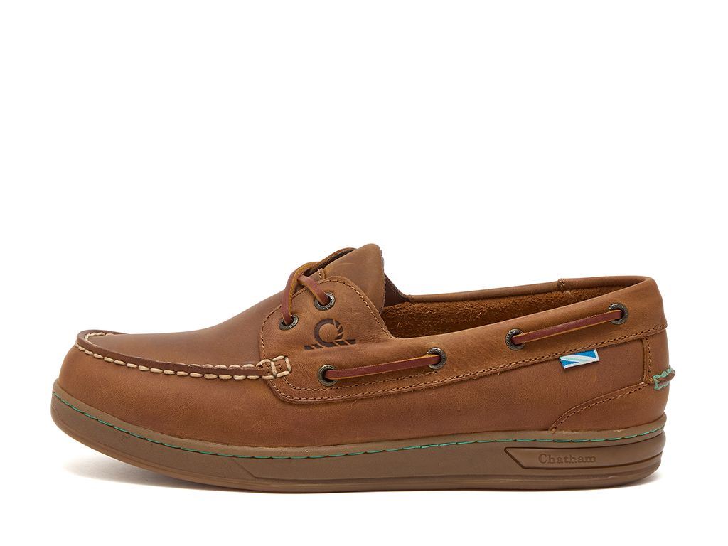 Chatham Leather Boat Shoes For Men - Deck Buton G2 in Walnut, 6-12