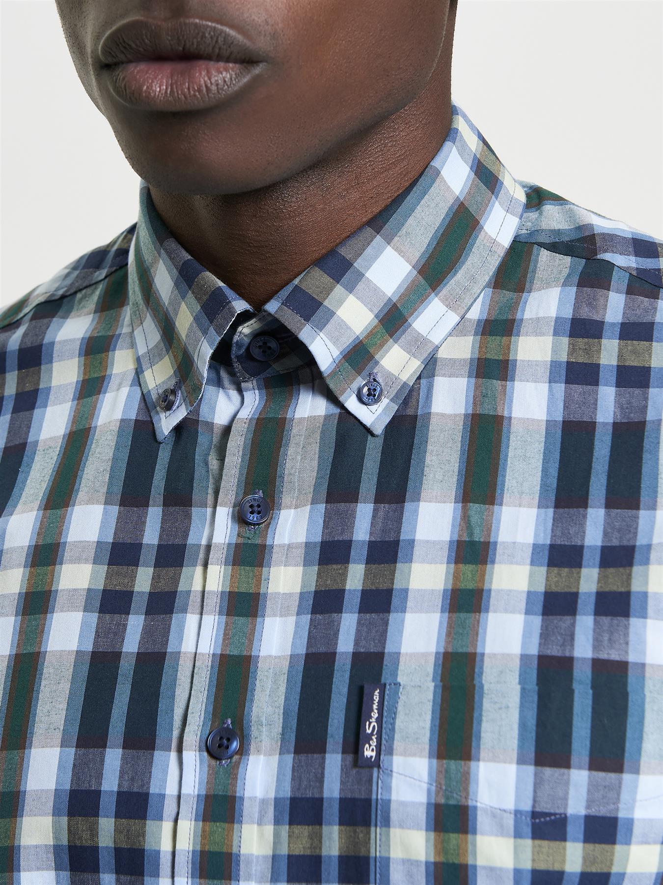 Ben Sherman Irregular Check Short Sleeve Shirt For Men in 2 Colours, 2XL-5XL
