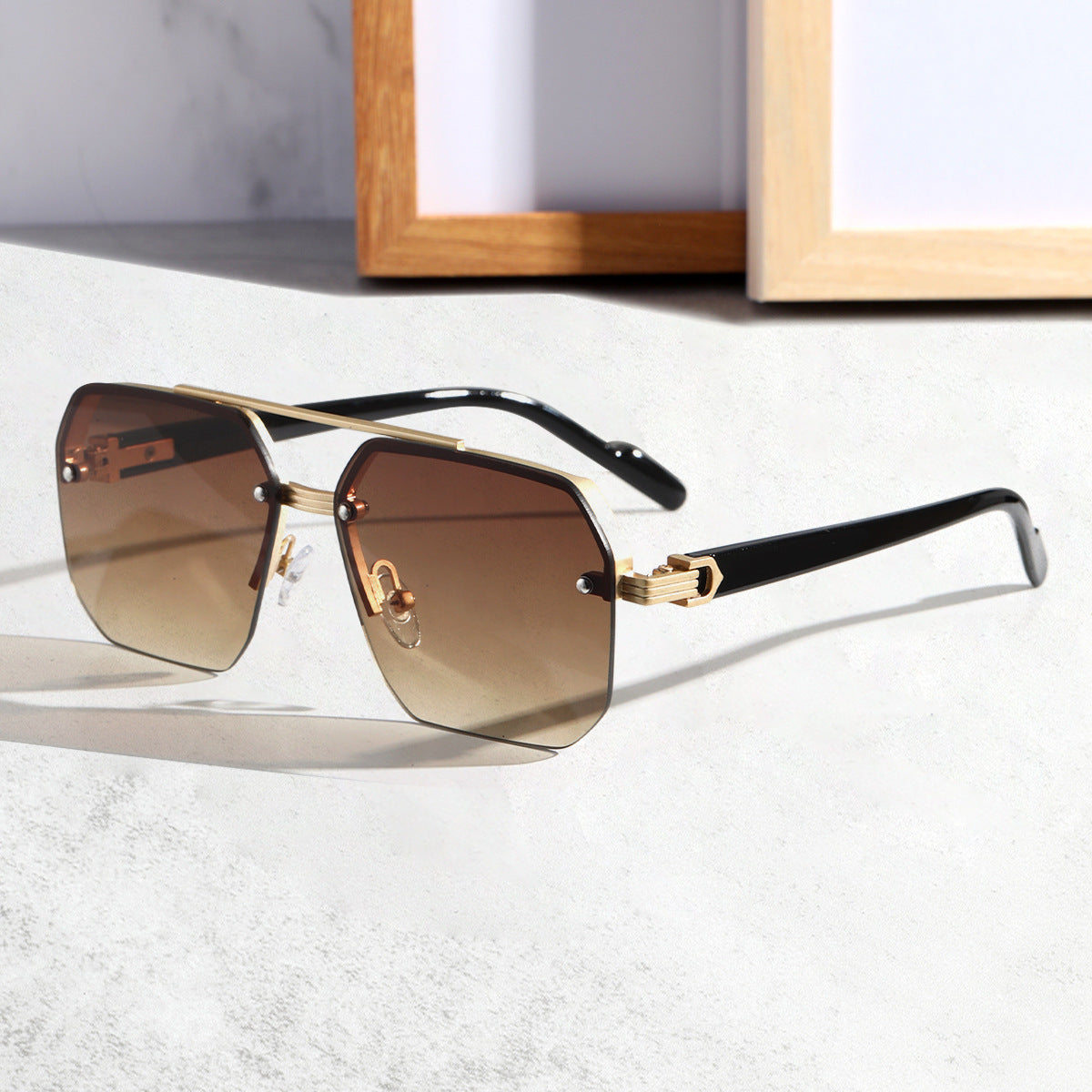 Men’s Fashion Sunglasses - Versatile Silver Gold