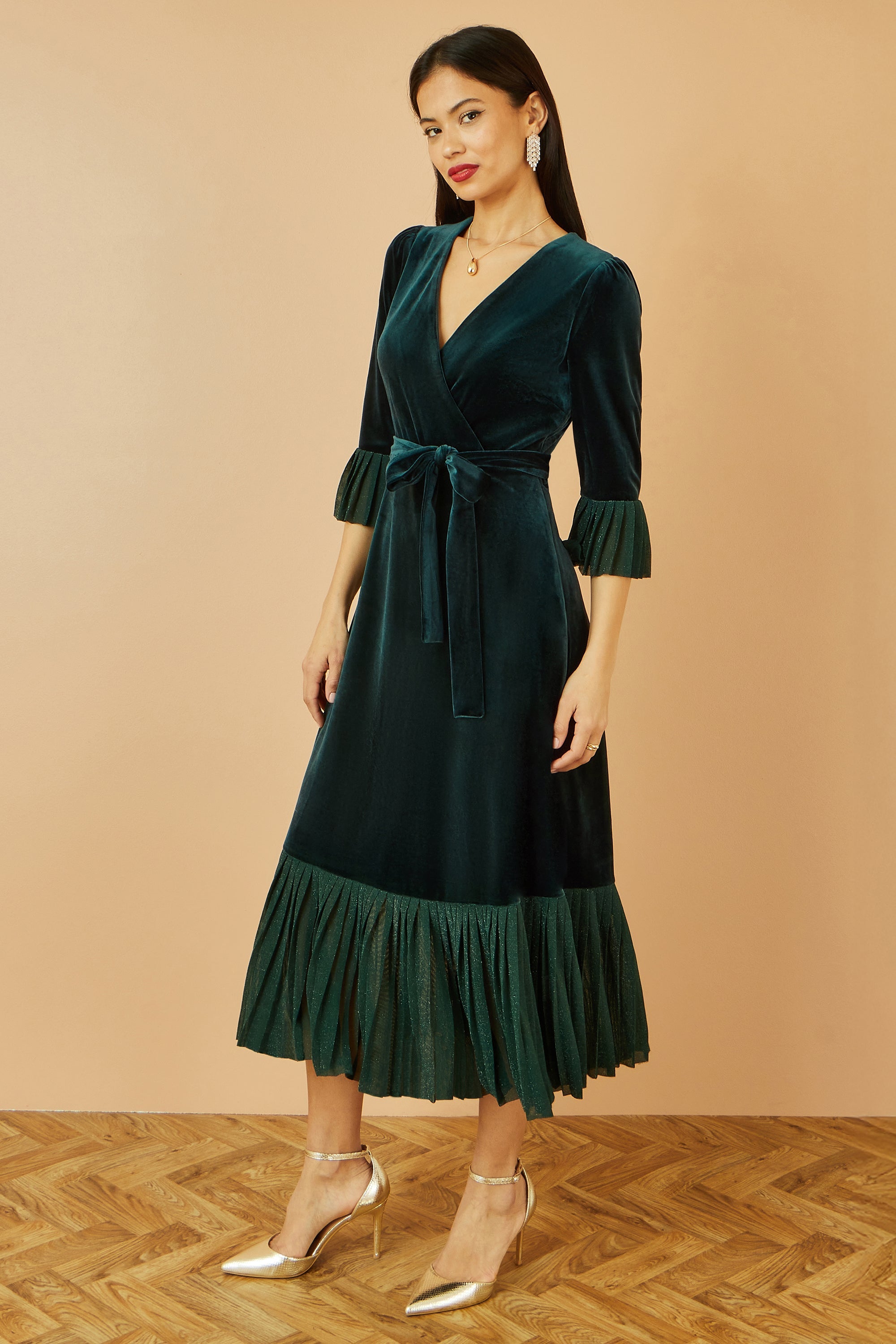 Yumi Green Velvet Wrap Midi Dress With Contrast Hemline QHA UK Yumi Green Velvet Wrap Midi Dress With Contrast Hemline QHA UK