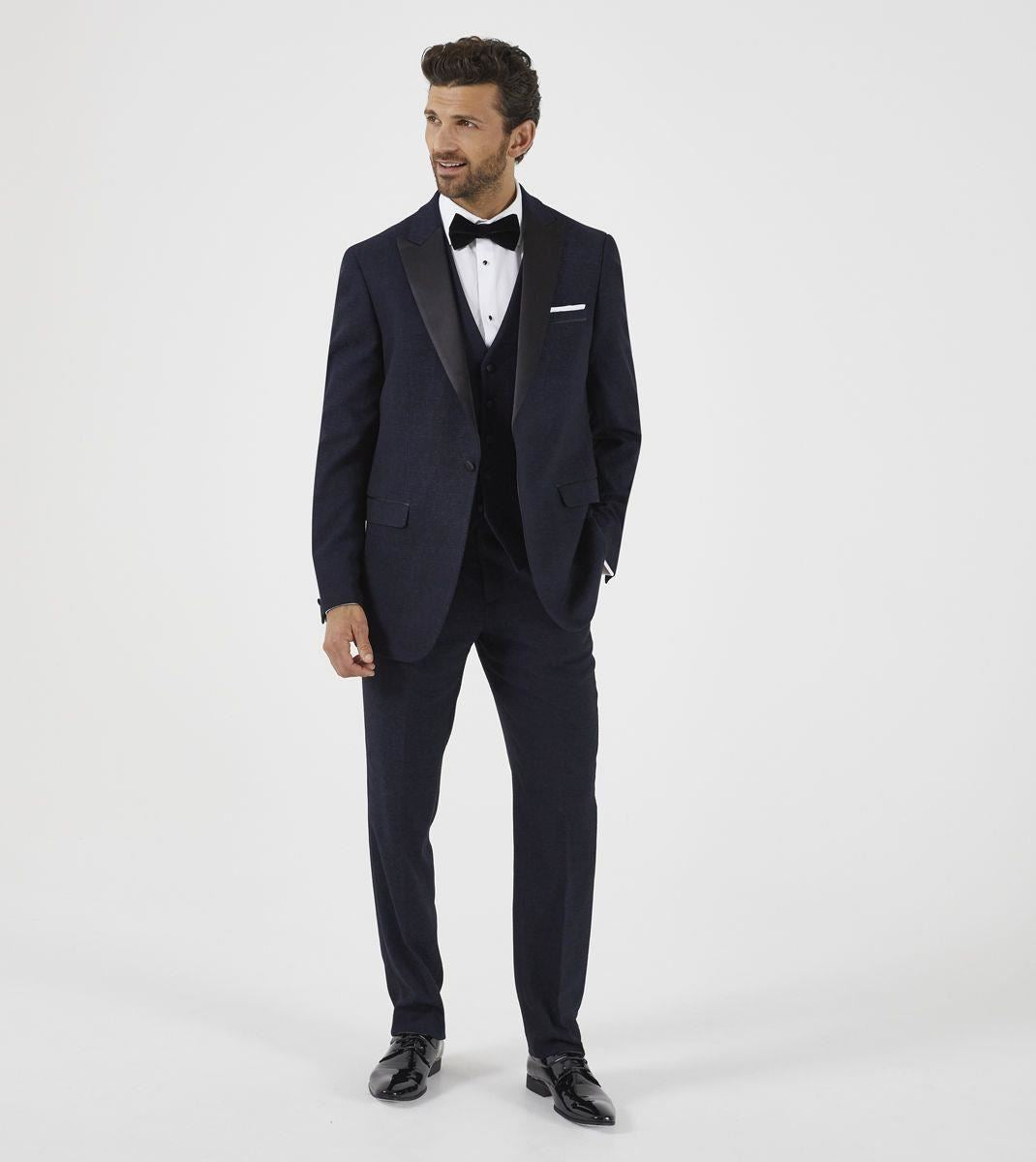 Skopes Men's Elbridge Dinner Waist Coat in Blue 34 to 62 Regular