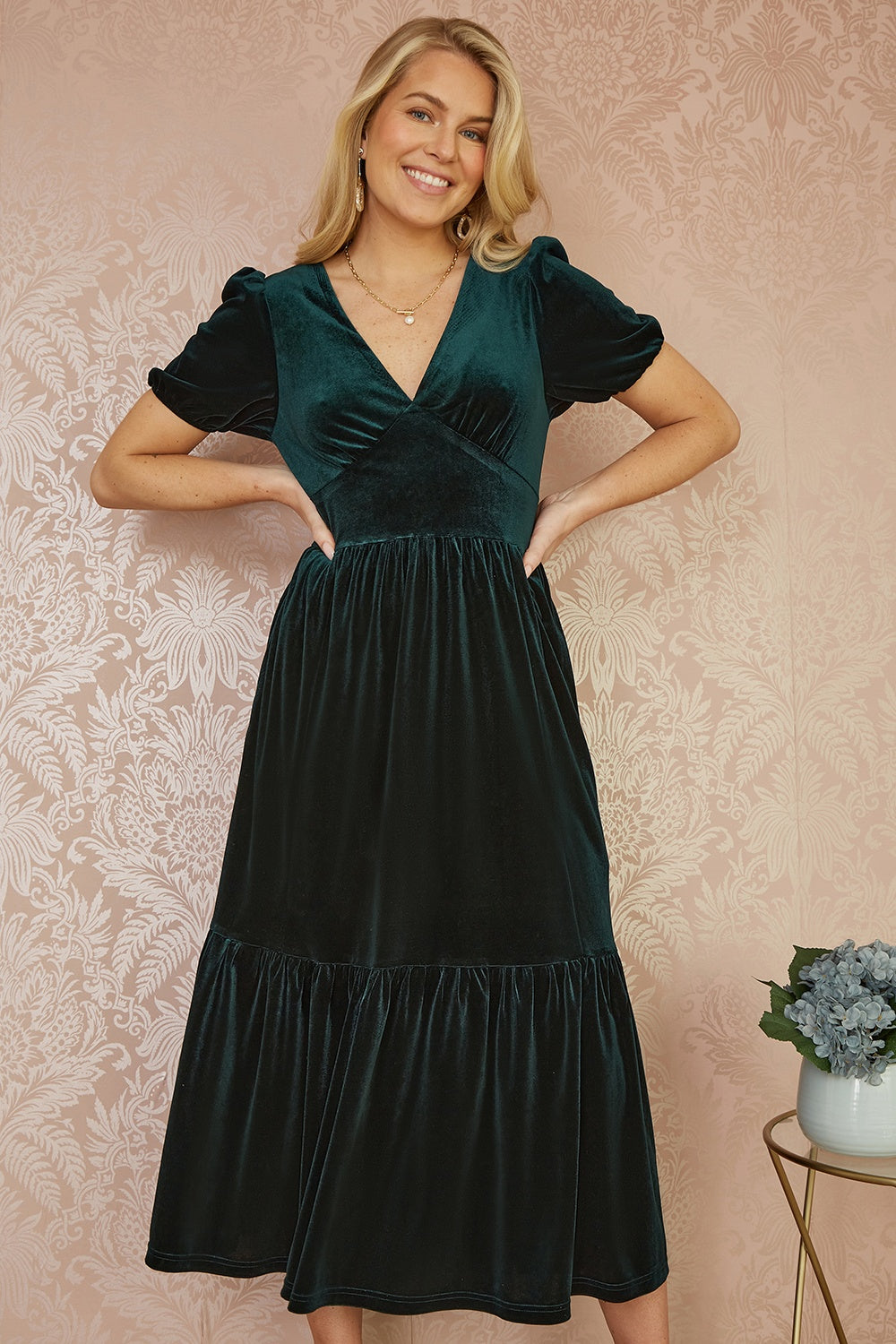 Yumi Green Velvet Midi Dress QHA UK Yumi Green Velvet Midi Dress QHA UK
