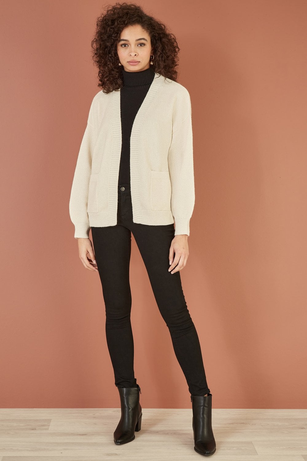 Yumi Ivory Metallic Slouchy Cardigan With Pockets