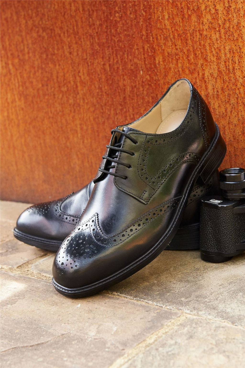 DB Men's Wide (2V Fit) Formal Lace Up Brogue Shoes (Ealing) in Black Size 8