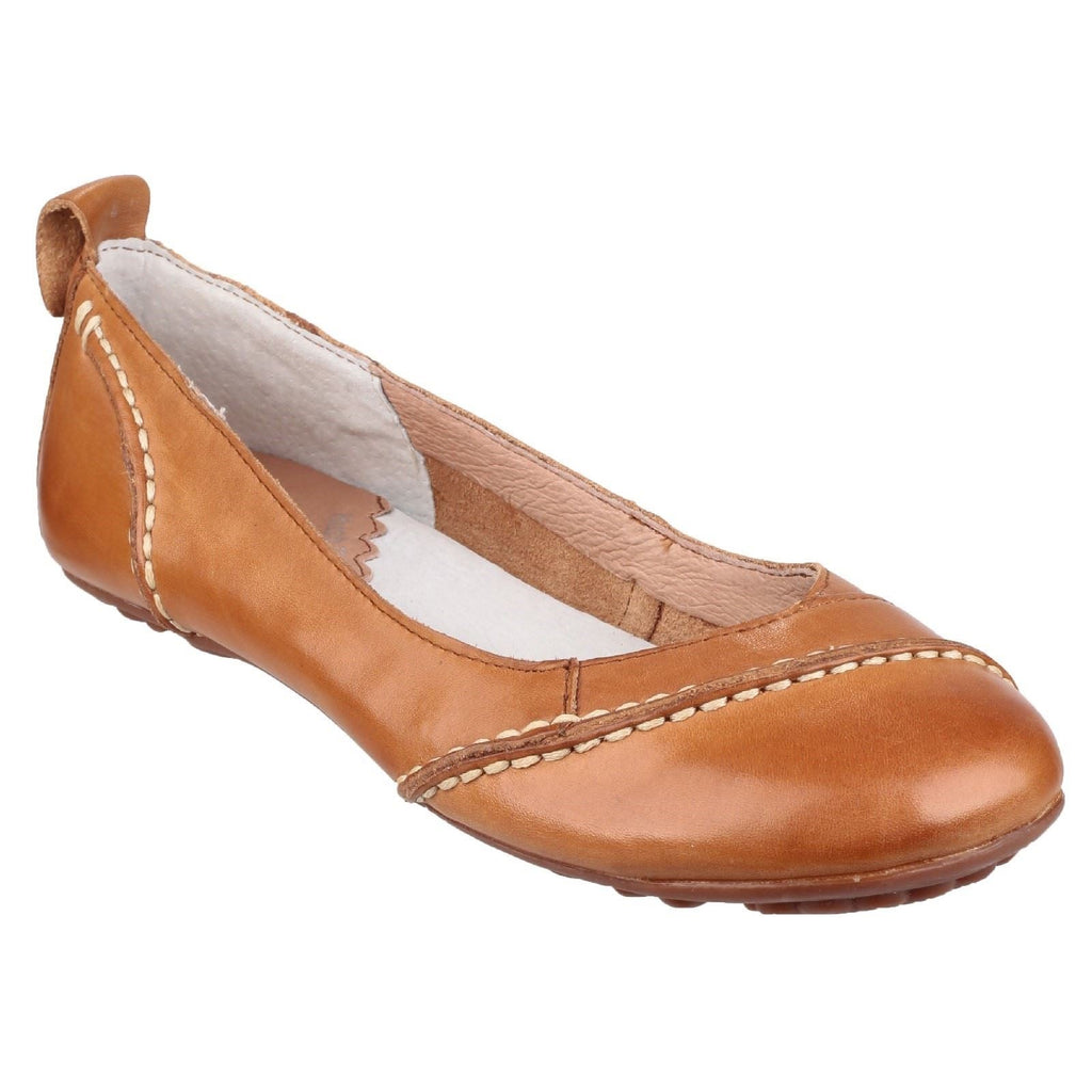 Hush Puppies Janessa Slip On Ladies Shoes in Tan