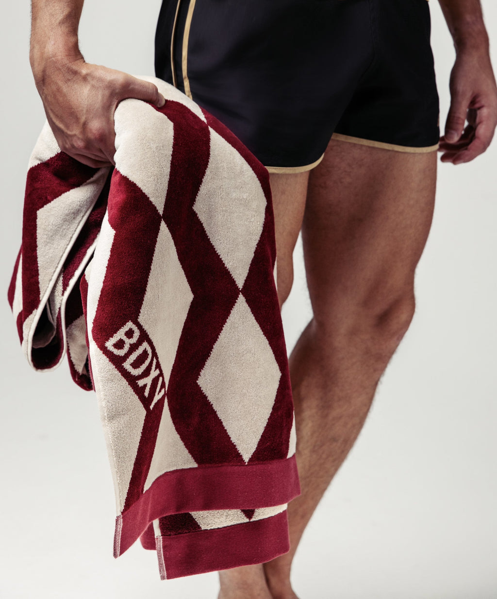 The Wrap Towel | Mirrorzag Burgundy