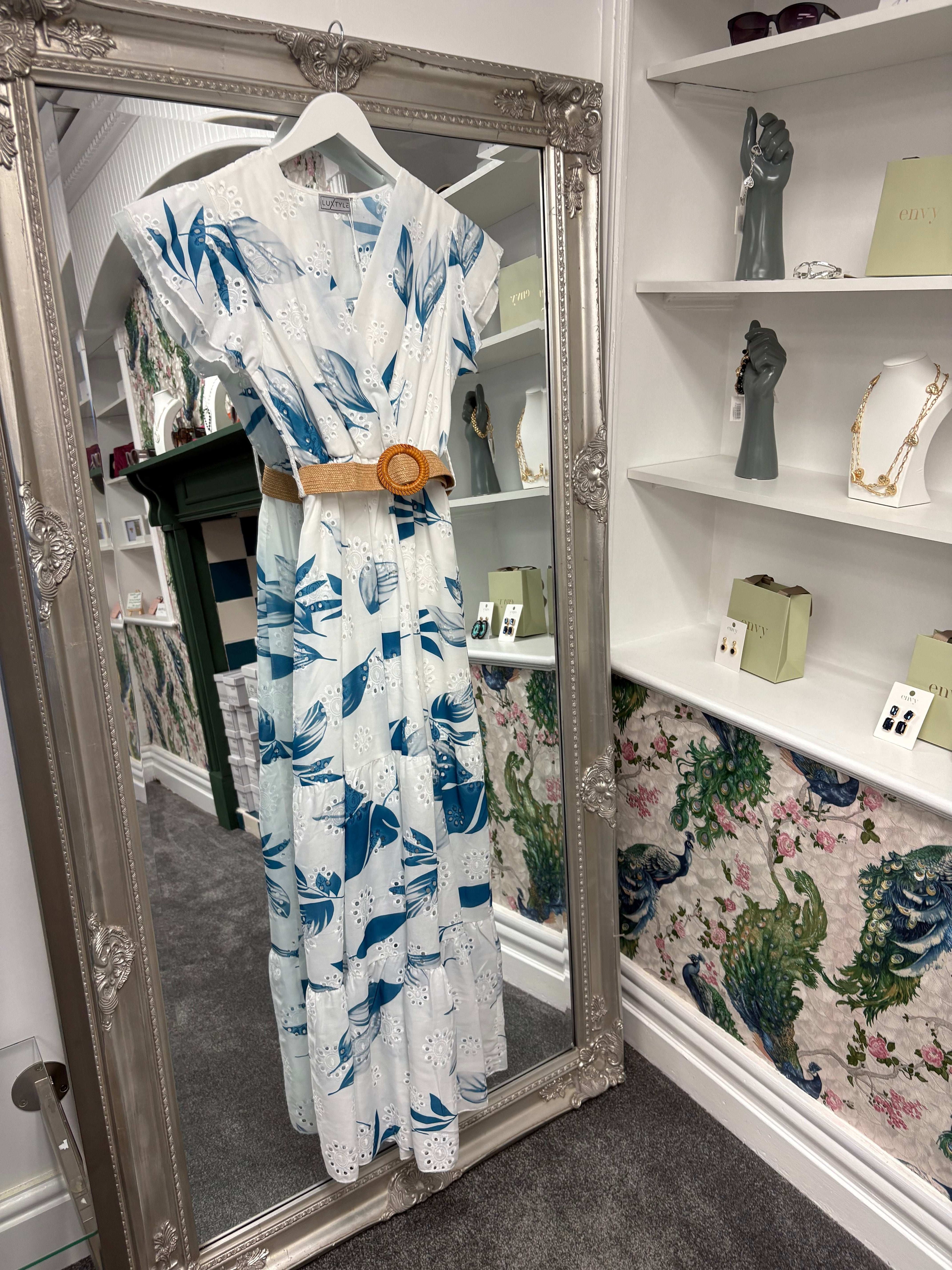 Luxtyle White Flower Dress | Floral Print | One Size 8–14