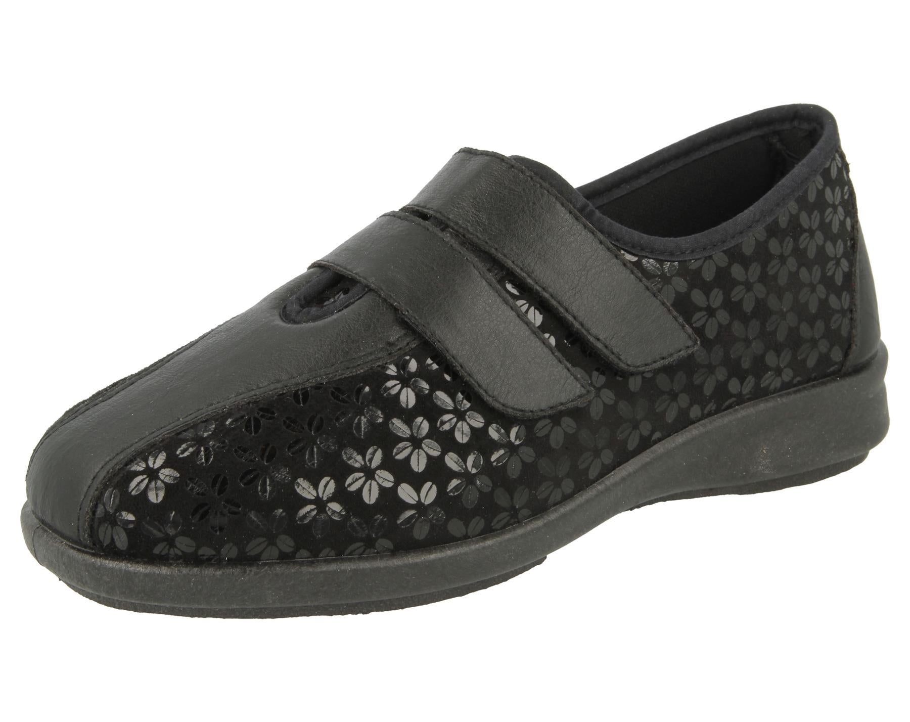 Womens (Azalea) 2V Wide Fit By Db Shoes in Black Stretch