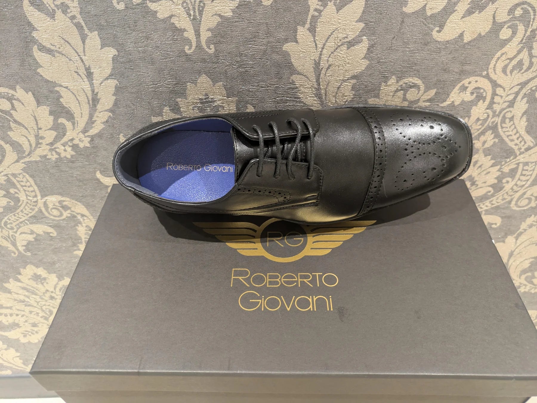 Roberto Giovani ETON Shoe For Men in Black, 7 to 14 Sizes