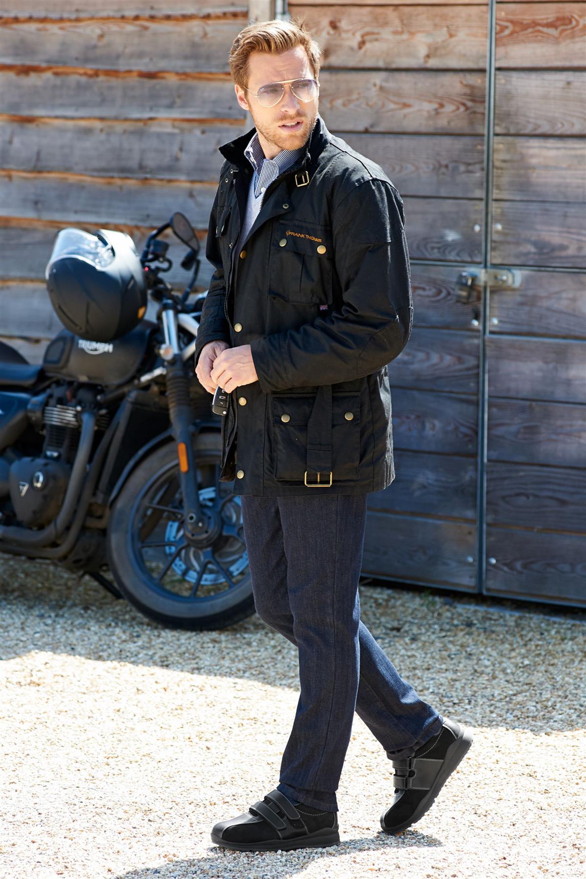 Men'S Casual Shoes (Stephen)6V Wide Fit By Db Shoes in Black