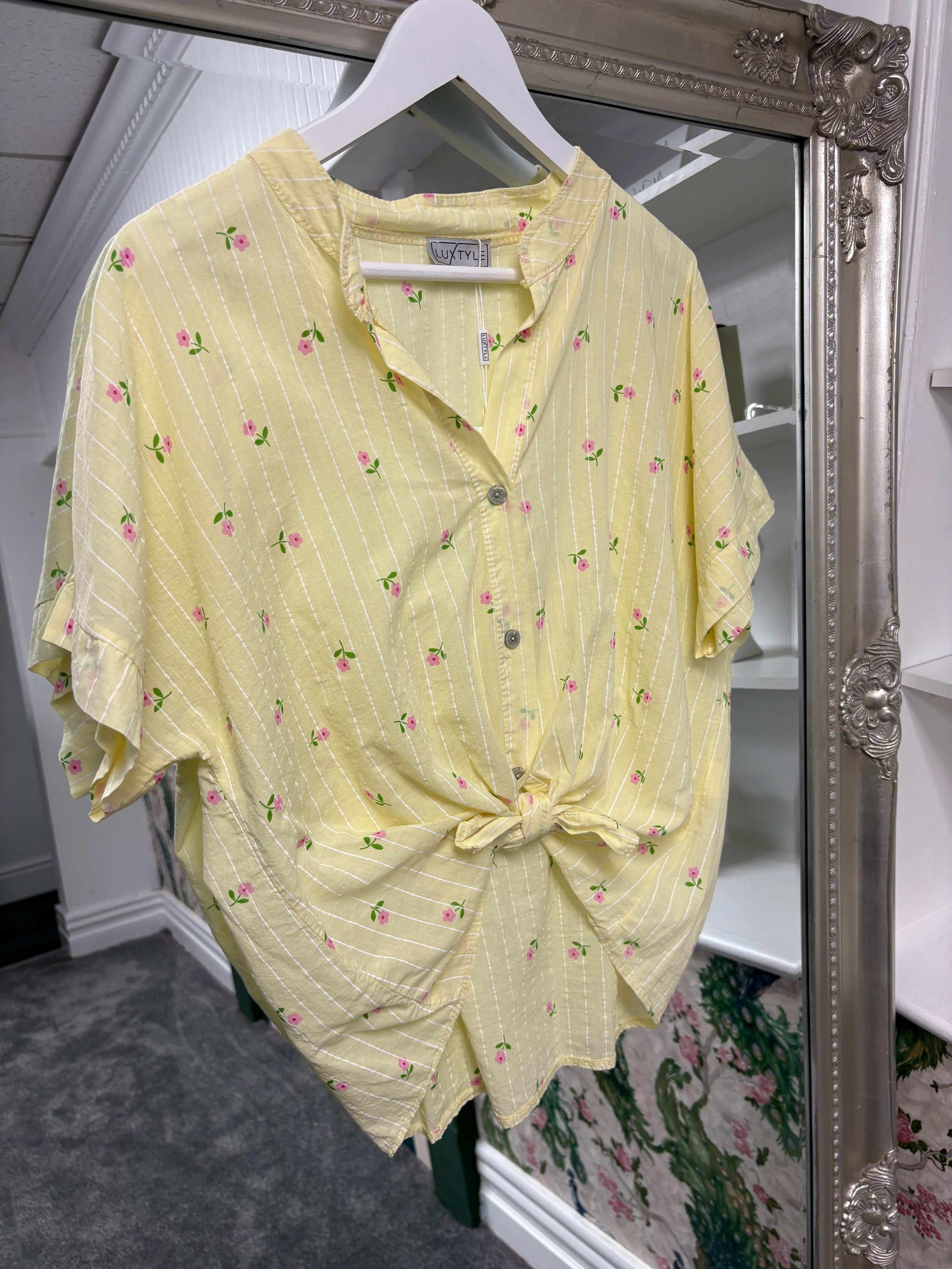 Luxtyle Flower and Stripe Short Sleeve Shirt One Size 8-18