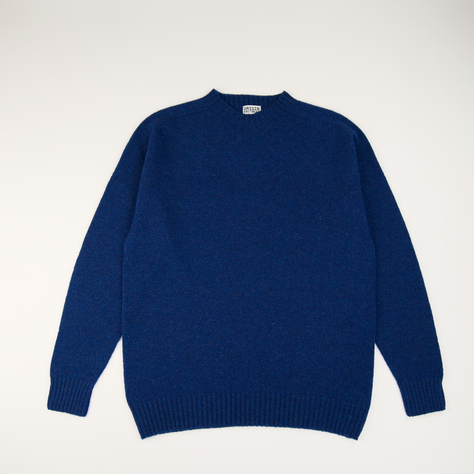 Seamless Crew Jumper – Light Navy | 100% Geelong Lambswool | Made in the UK