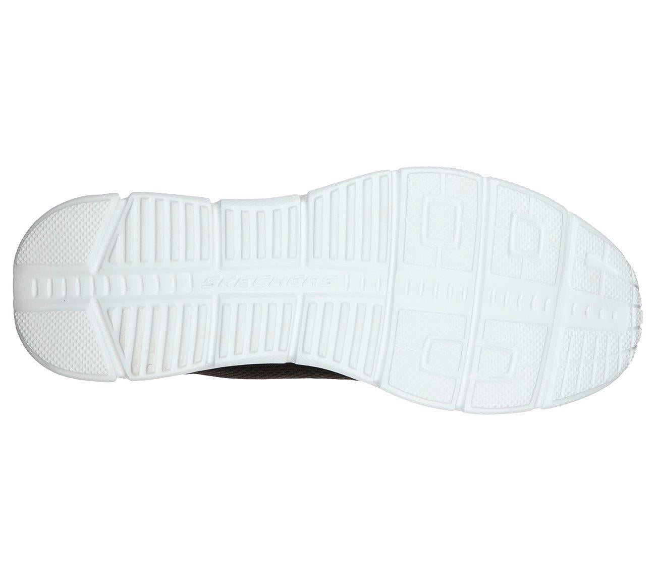 SKECHERS Men's Relaxed Fit Equalizer 4.0 - Generation shoes in Black/Red