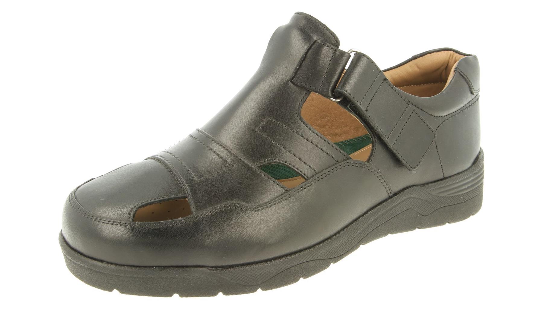 DB Shoes (89223A) Men's BARNEY Classic Touch Fastening Strap Sandal 2V Fit in Black 9 to 16