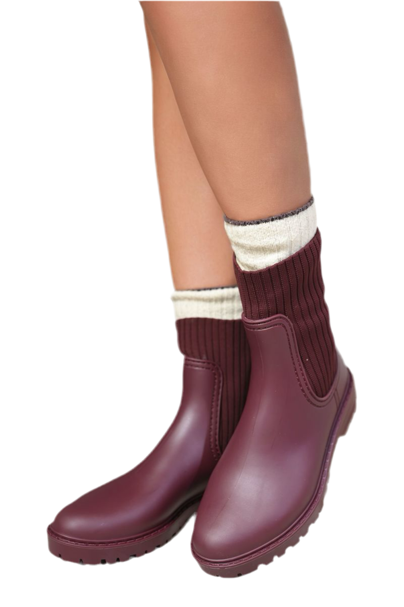 Slip-On Platform Ankle Boots – Effortless Height, Everyday Edge