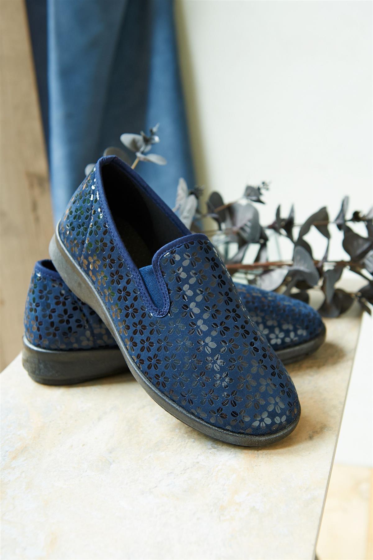 Womens (Arirl) 2V Wide Fit By Db Shoes in UK3 to UK8