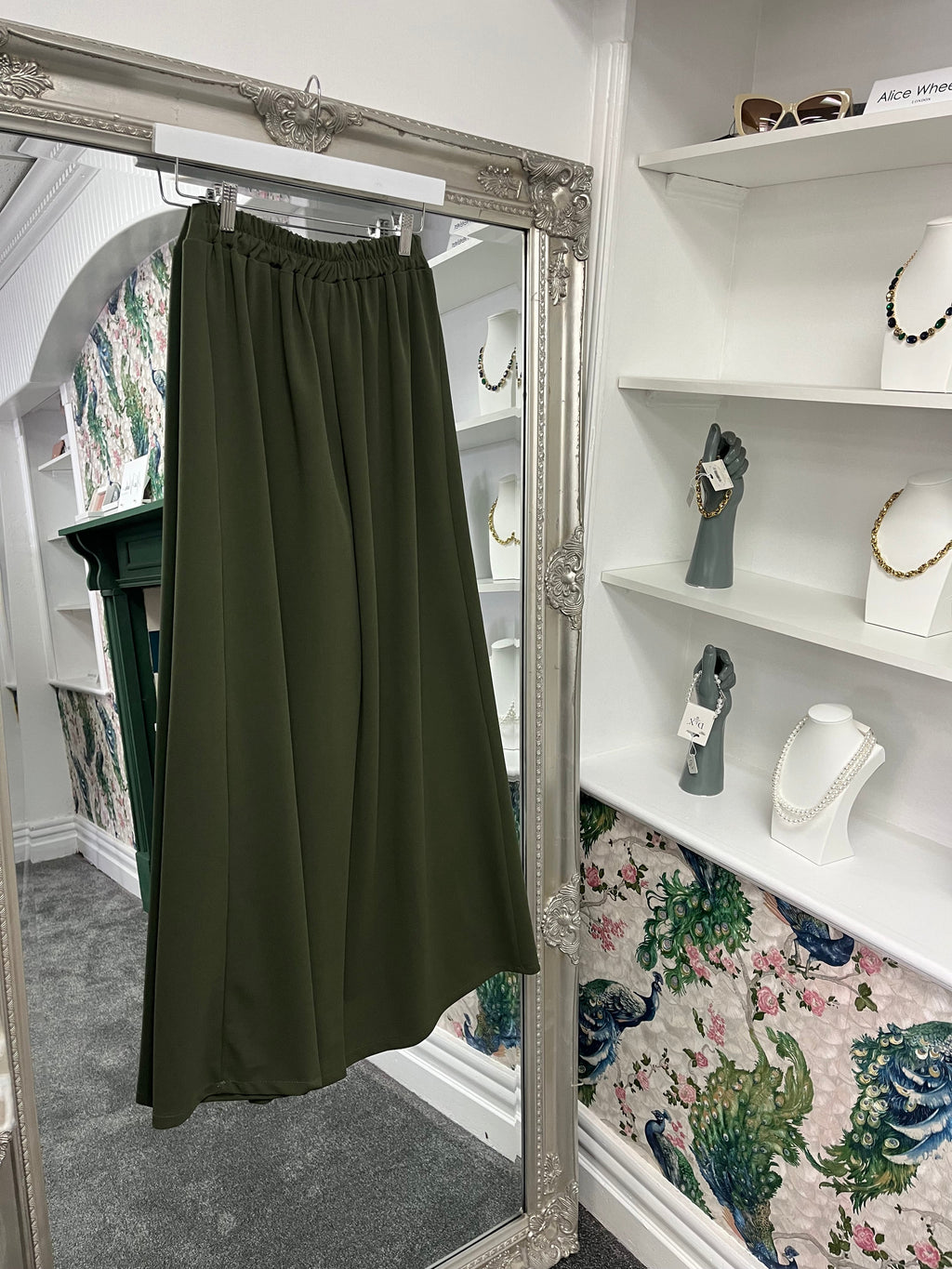 Khaki Wide Leg Trousers S/M – Fits Up to UK 12/14