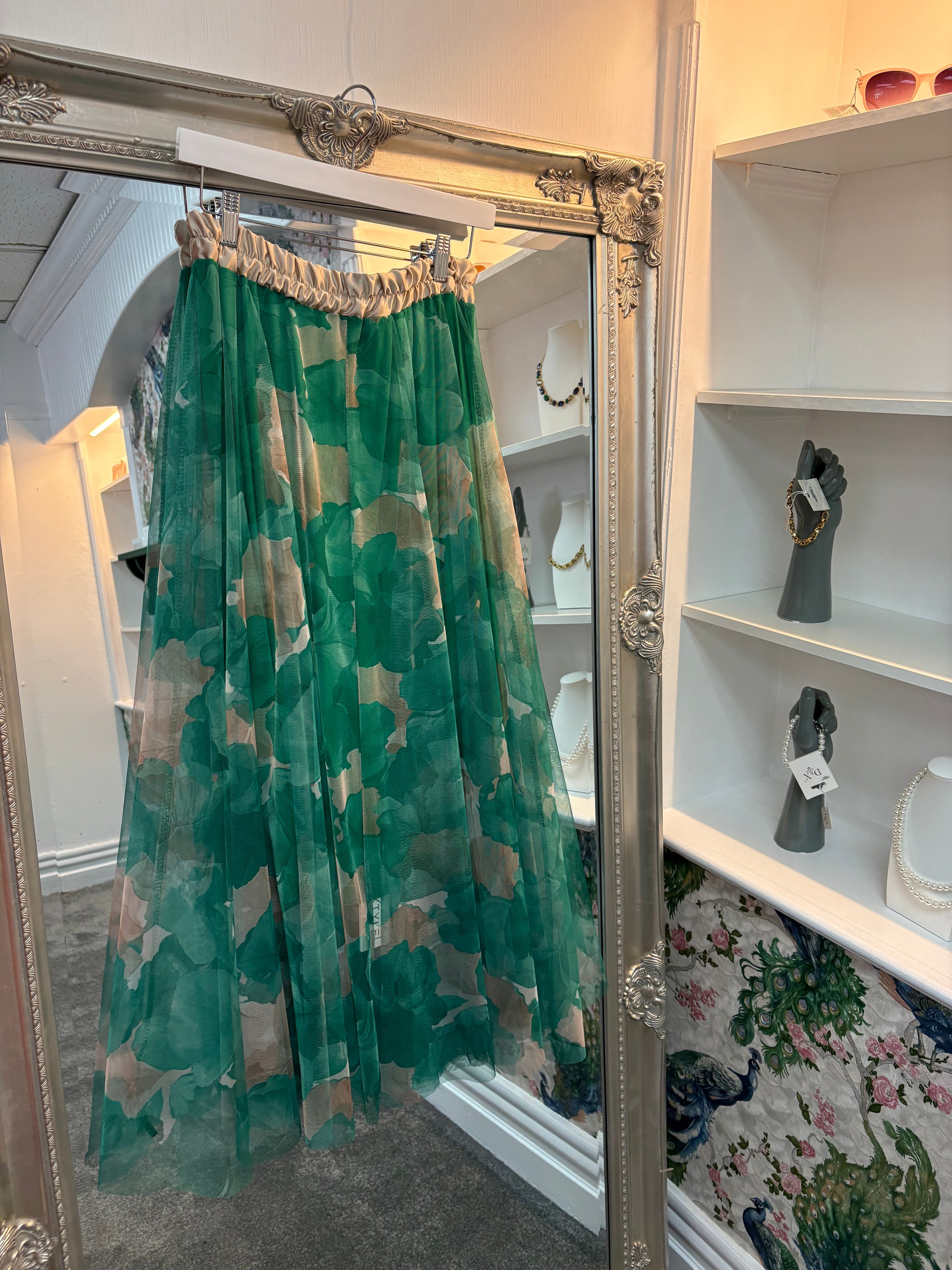 Luxtyle Floral Net Maxi Skirt – One Size Fits 8-16