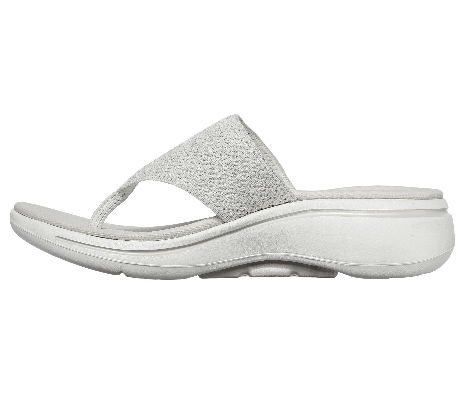 SKECHERS (140221) Womens GO WALK ARCH FIT-WEEKENDER Slippers in Sizes UK 4 to UK 8