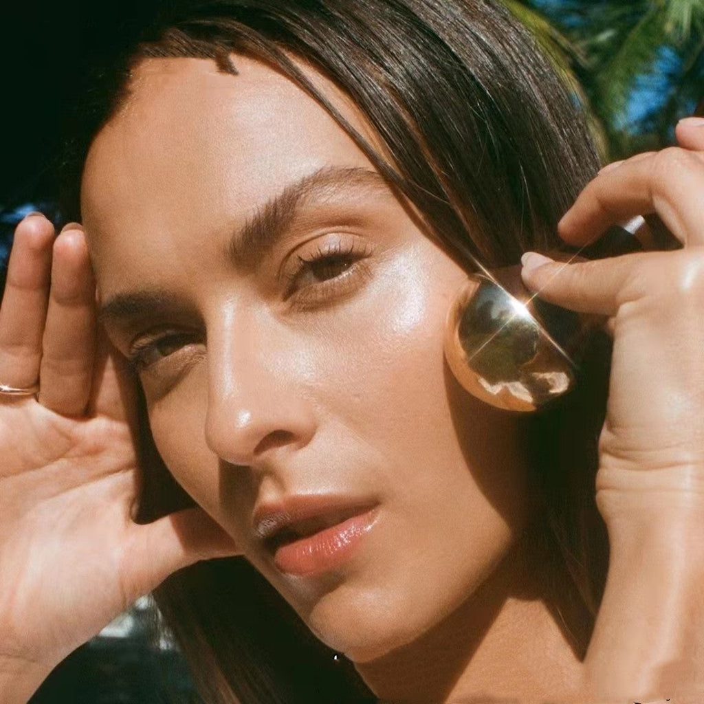 LA Ayurveda Kansa Beauty Wand Is Available For Face And Body