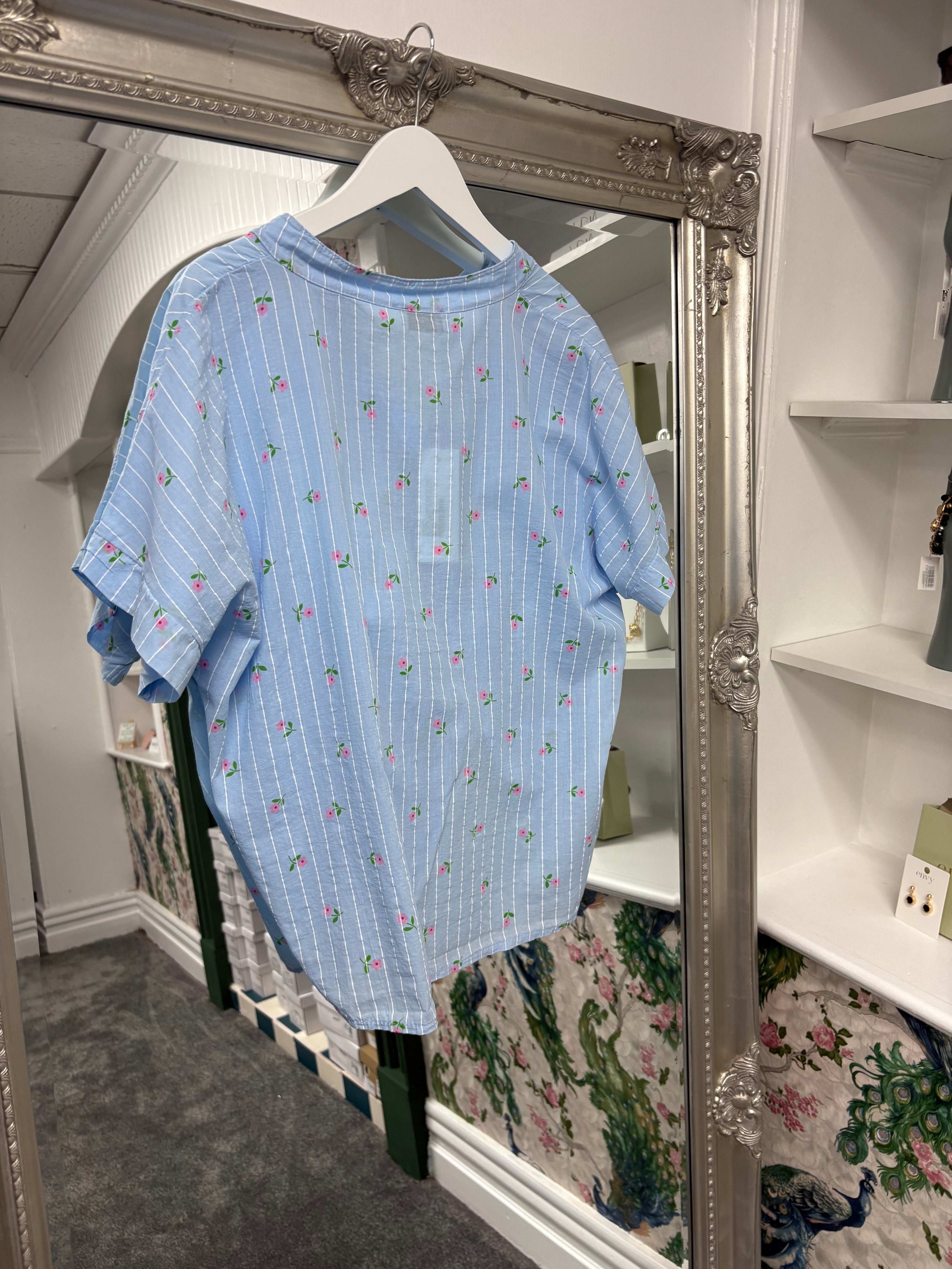 Luxtyle Flower and Stripe Short Sleeve Shirt One Size 8-18