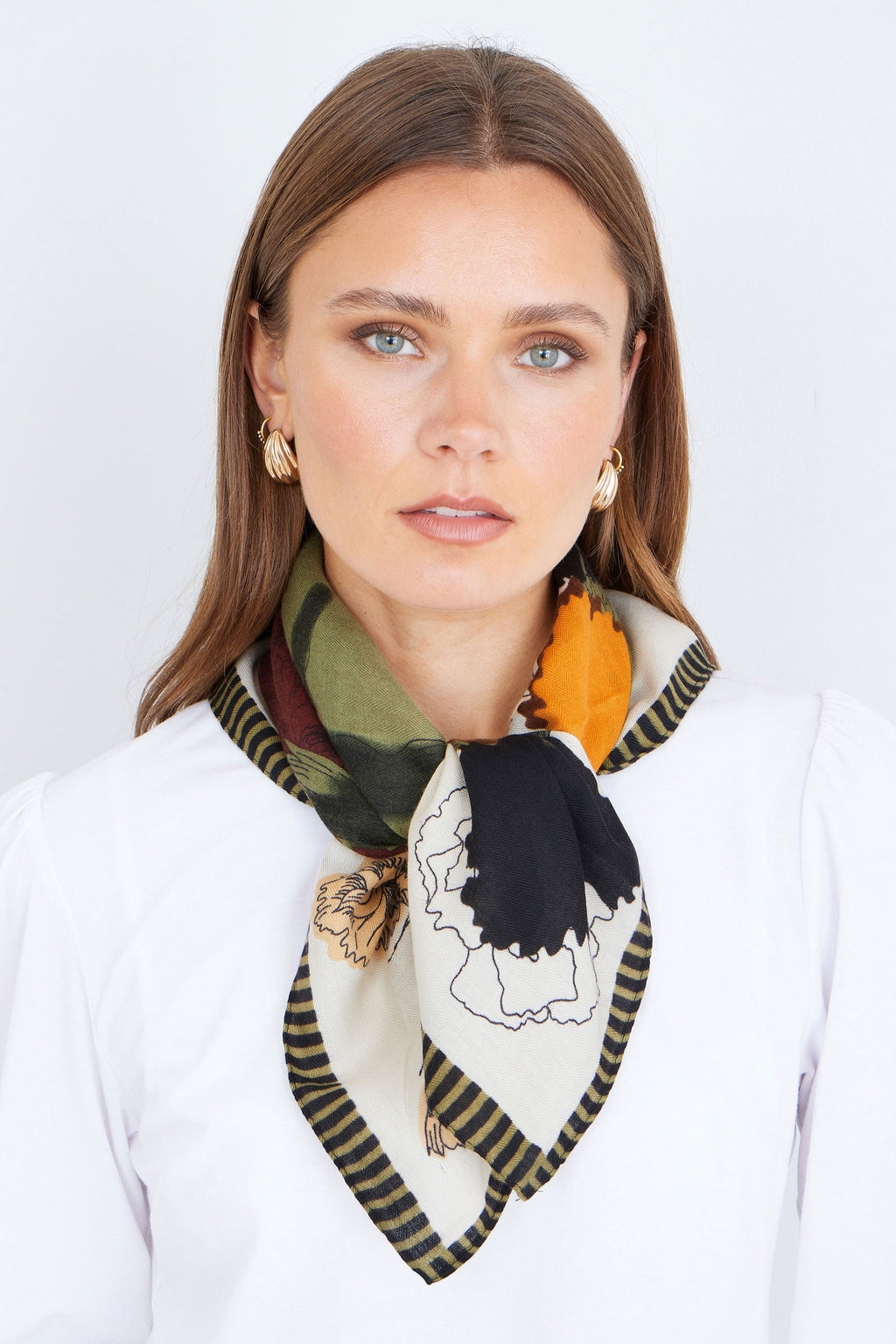 Yumi Green Viscose Placement Floral Scarf