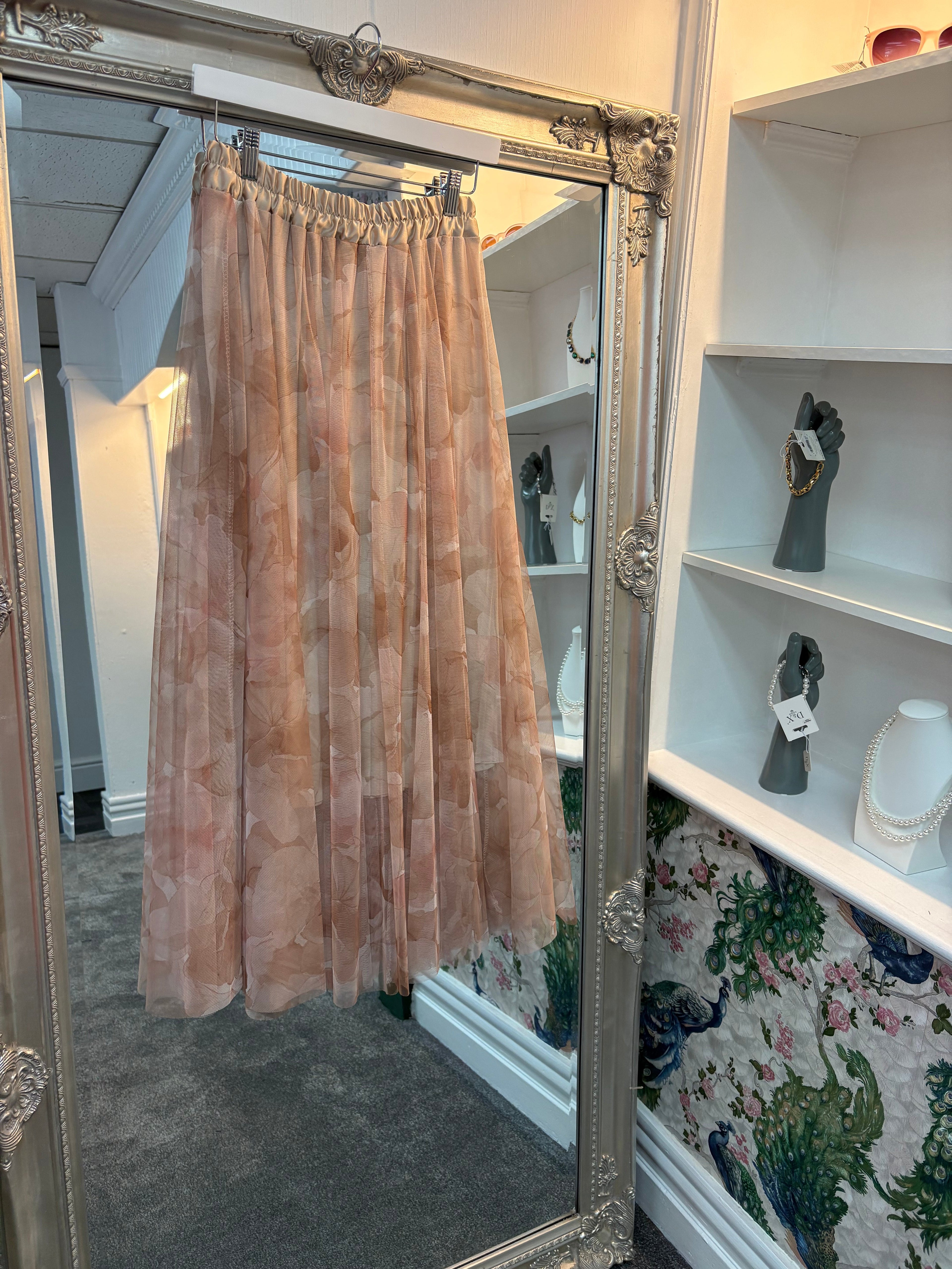 Luxtyle Floral Net Maxi Skirt – One Size Fits 8-16