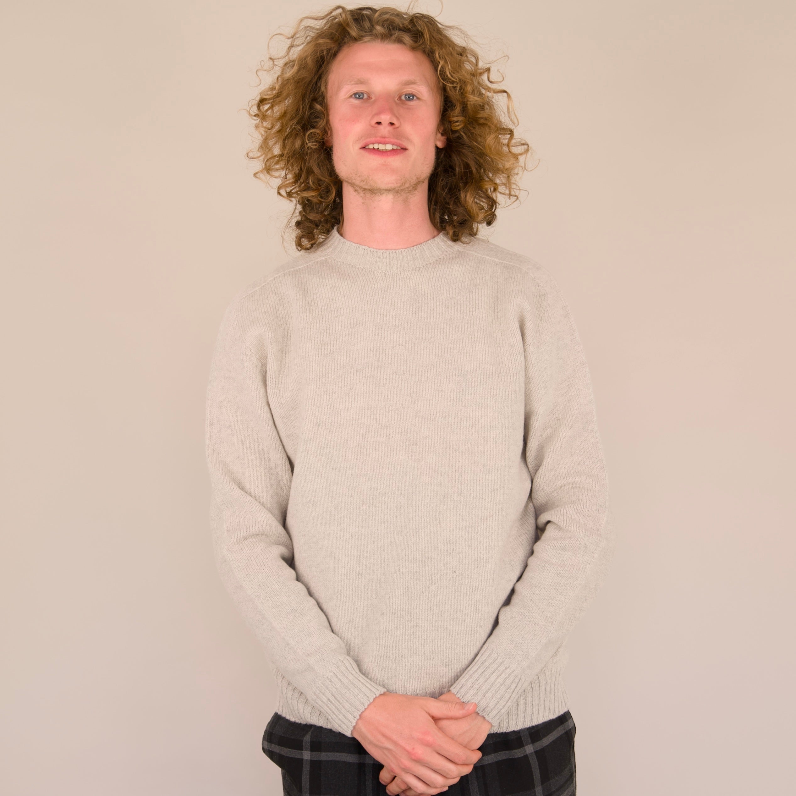 Seamless Crew Jumper – Fossil | 100% Geelong Lambswool | Made in the UK