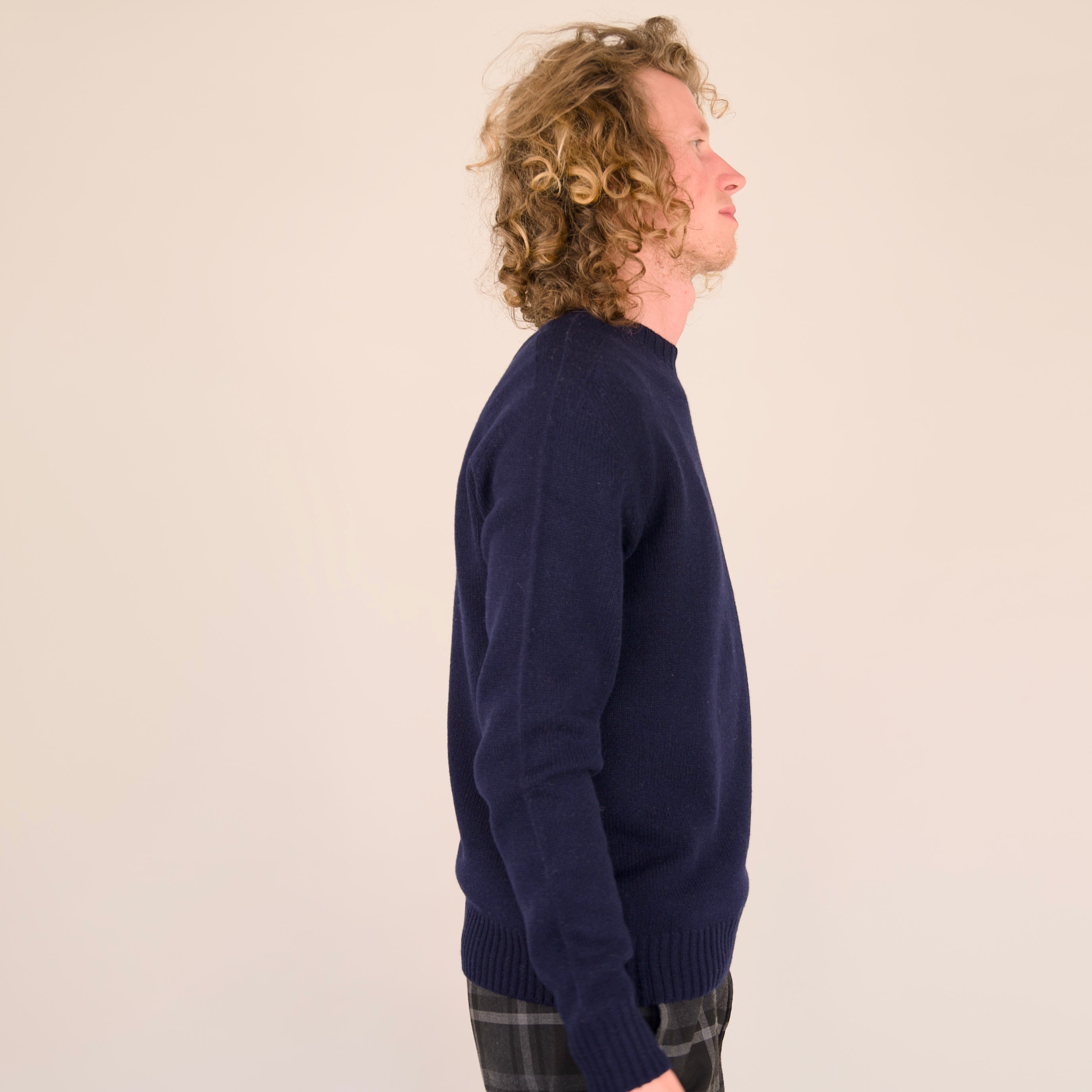 Seamless Crew – Navy | 100% Geelong Lambswool | Made in the UK