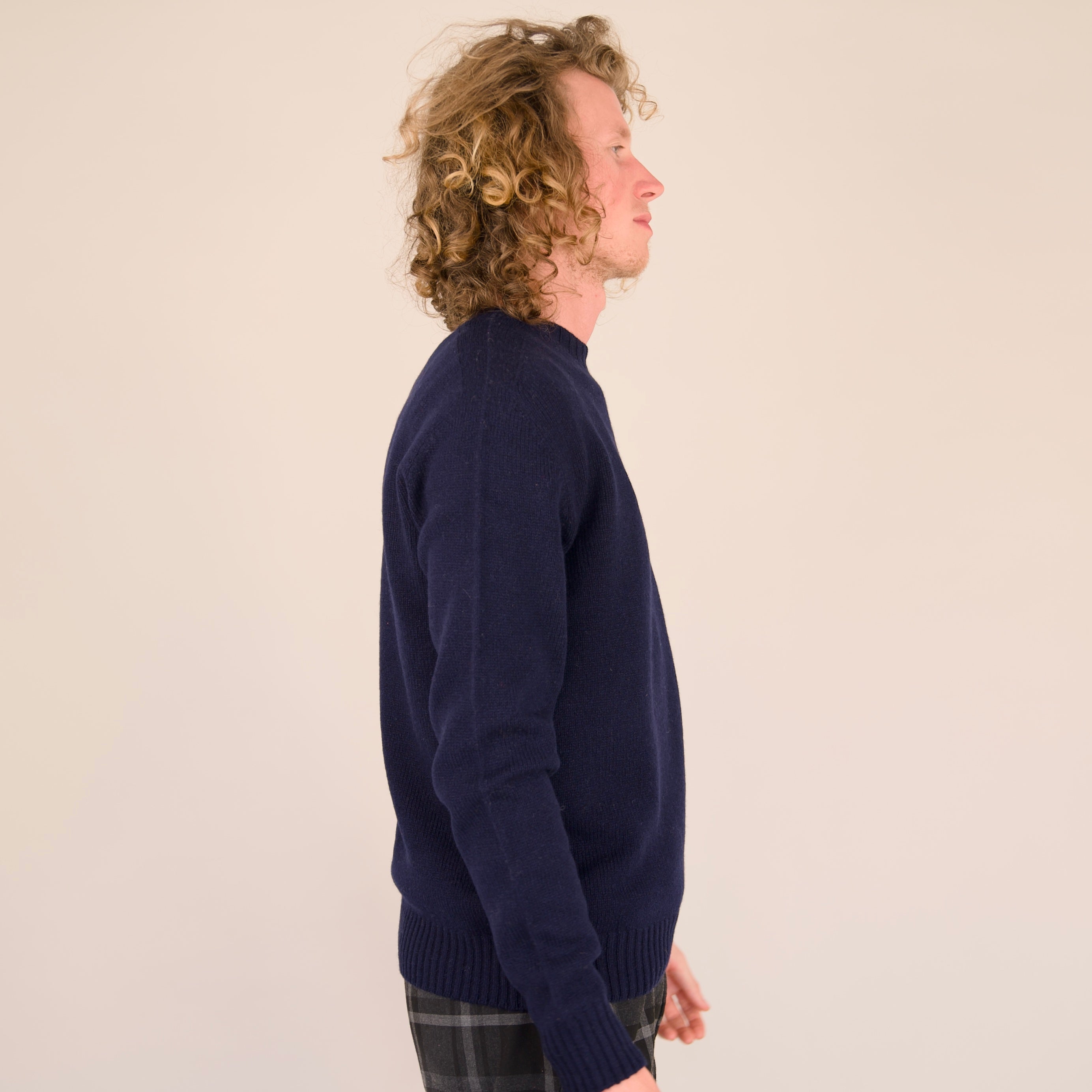Seamless Crew – Navy | 100% Geelong Lambswool | Made in the UK