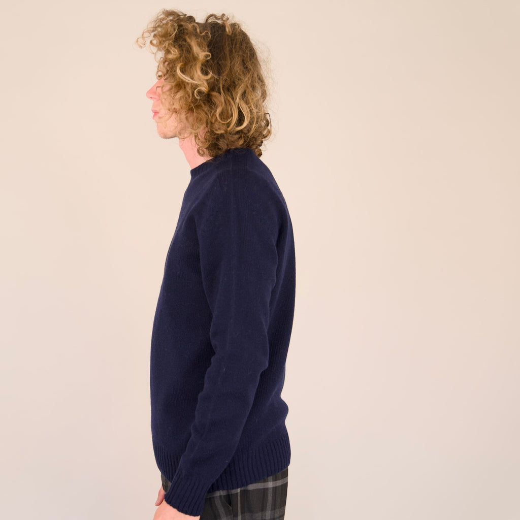Seamless Crew – Navy | 100% Geelong Lambswool | Made in the UK