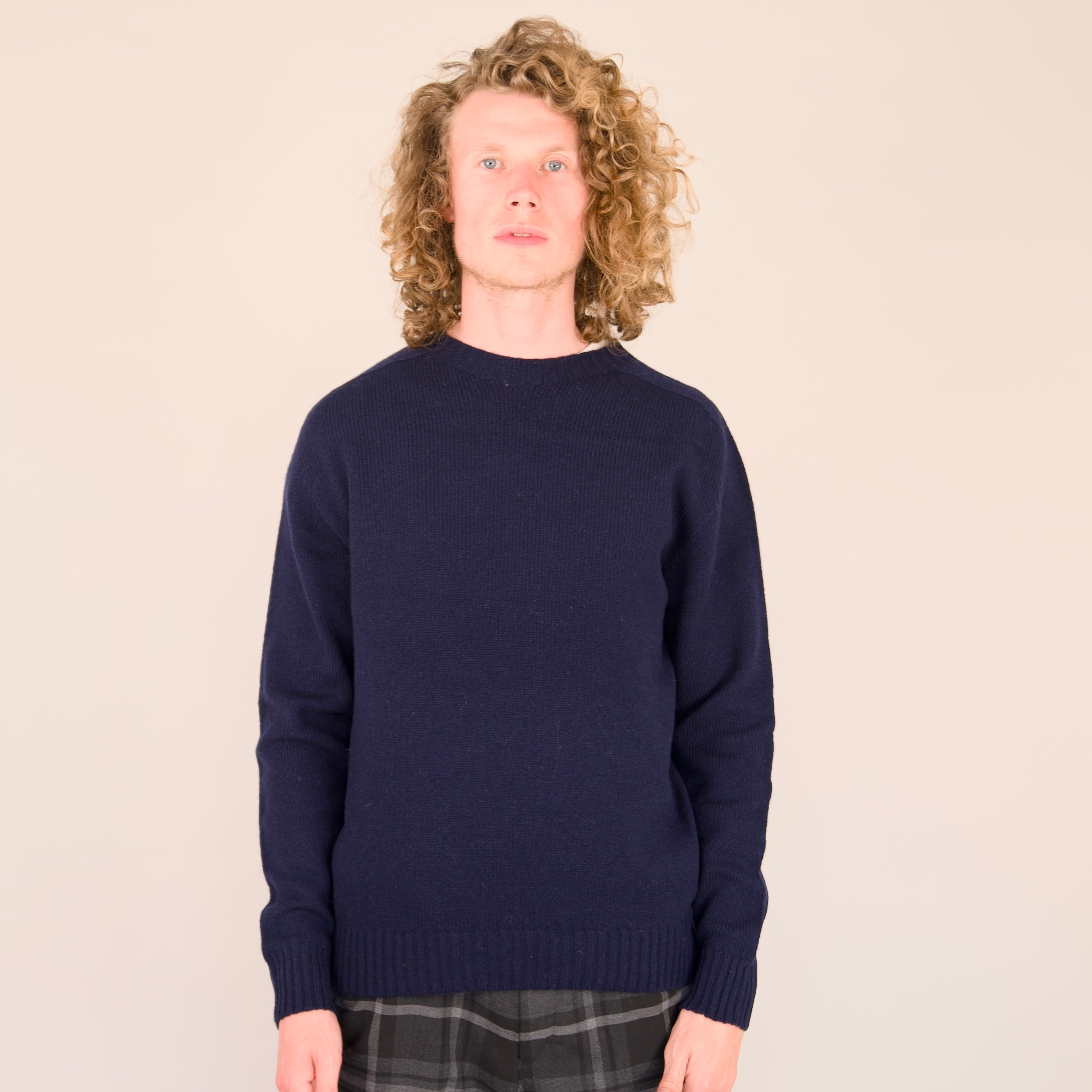 Seamless Crew – Navy | 100% Geelong Lambswool | Made in the UK