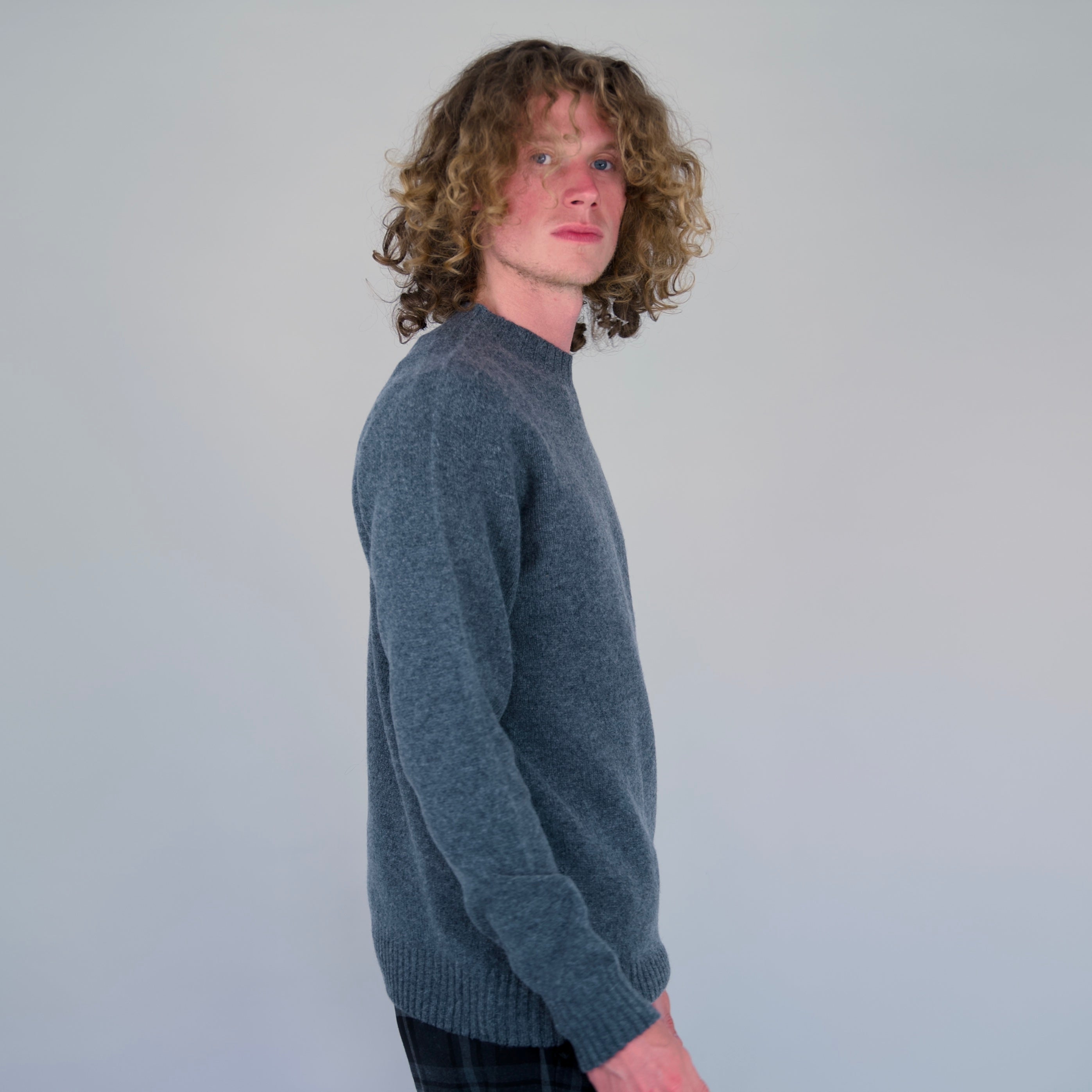 Seamless Crew Jumper - Grey | 100% Geelong Lambswool | Made in the UK