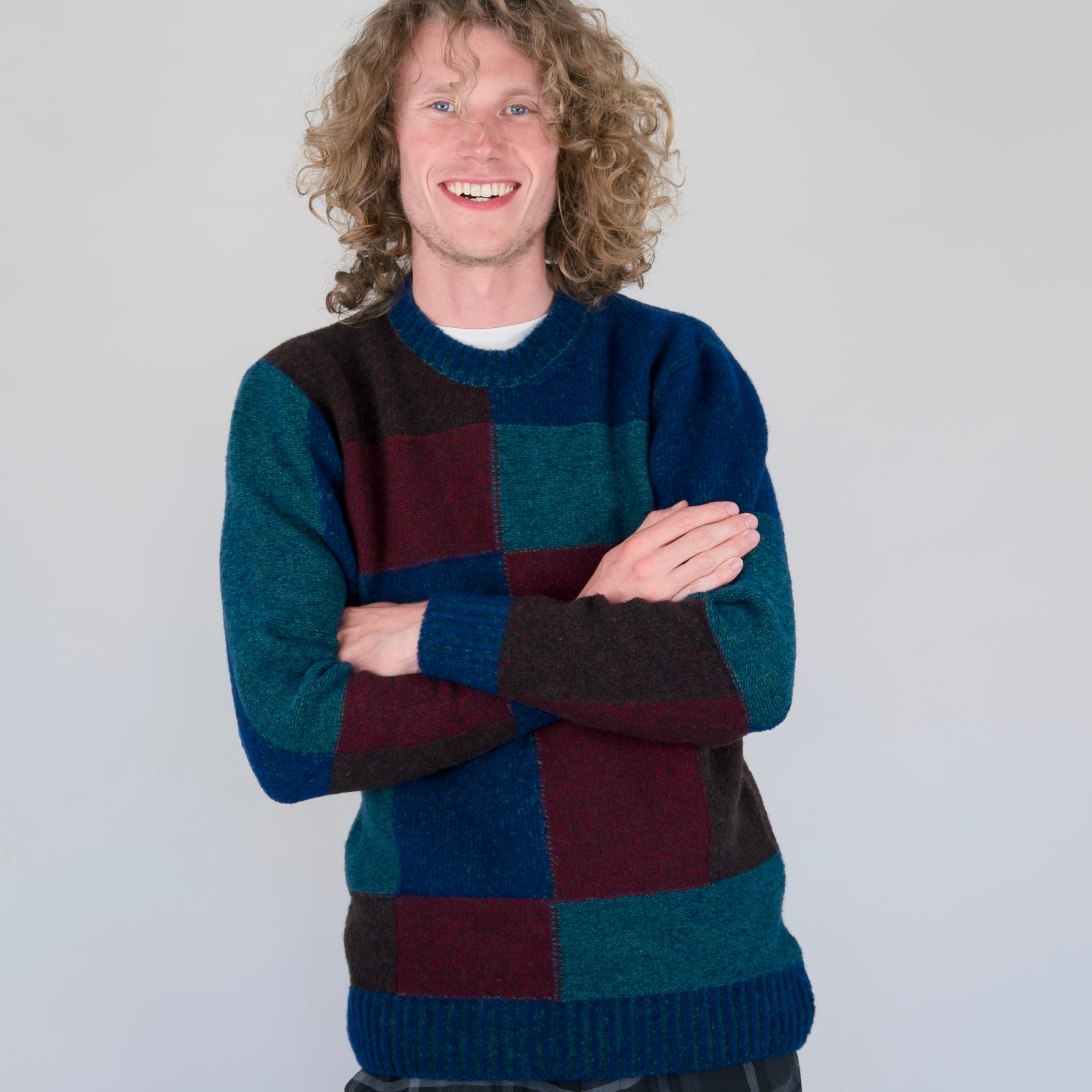 Men’s Soufflé Yarn Jumper | Super Soft Fluffy Knit | Intarsia Pattern Sweater for Autumn & Winter | Lightweight Cozy Pullover | Soufflé - Carnaby - Regal