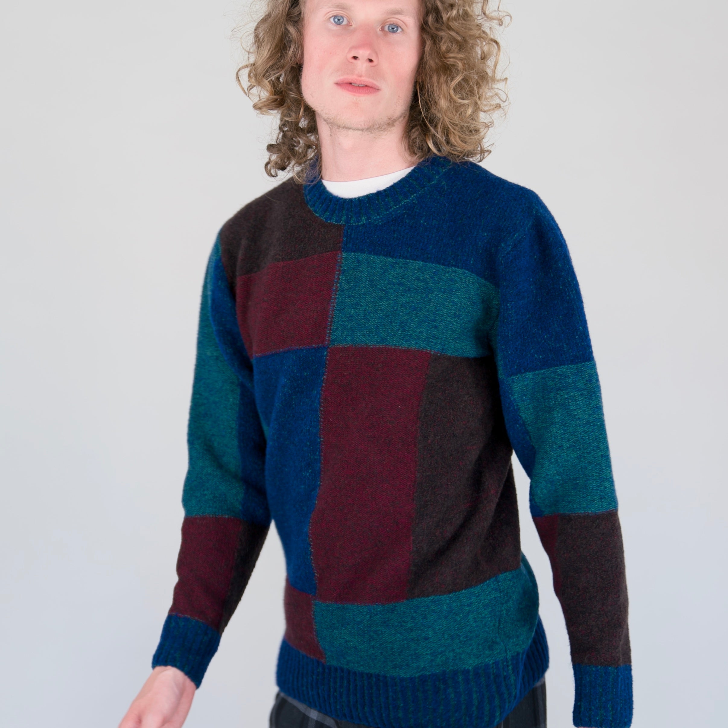 Men’s Soufflé Yarn Jumper | Super Soft Fluffy Knit | Intarsia Pattern Sweater for Autumn & Winter | Lightweight Cozy Pullover | Soufflé - Carnaby - Regal