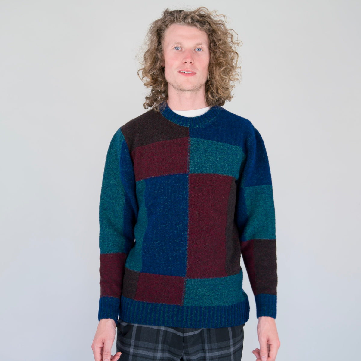 Women’s Soufflé Yarn Jumper | Super Soft Fluffy Knit | Intarsia Pattern Sweater for Autumn & Winter | Lightweight Cozy Pullover | Soufflé - Carnaby - Regal