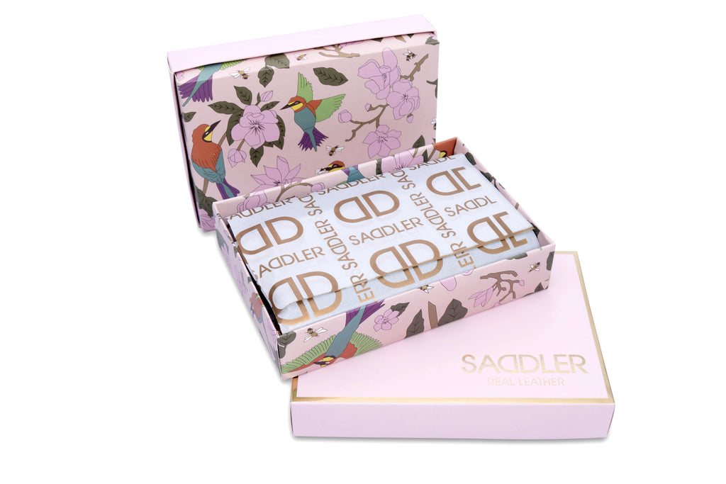 SADDLER "Edith" RFID Trifold Real Leather Card Case (Gift Boxed)