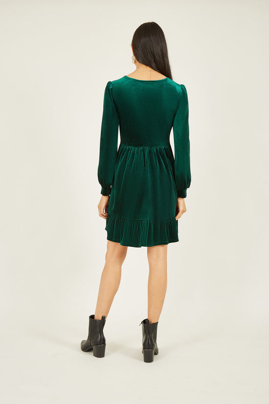 Yumi Green Velvet Long Sleeve Skater Dress - QHA UK