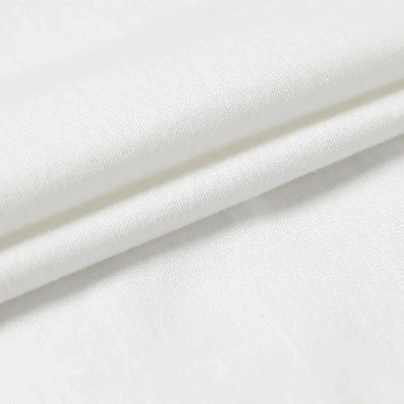 2.Pink - Ghost DJ Optical Illusion T-Shirt – Trippy EDM Rave Halloween Tee for House Music Lovers