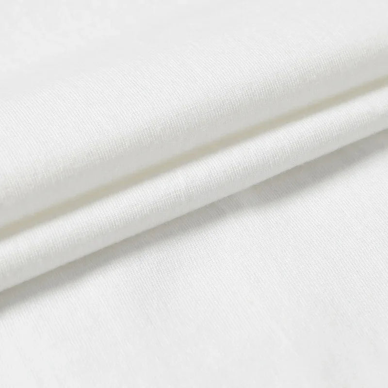 2.Pink - Ghost DJ Optical Illusion T-Shirt – Trippy EDM Rave Halloween Tee for House Music Lovers