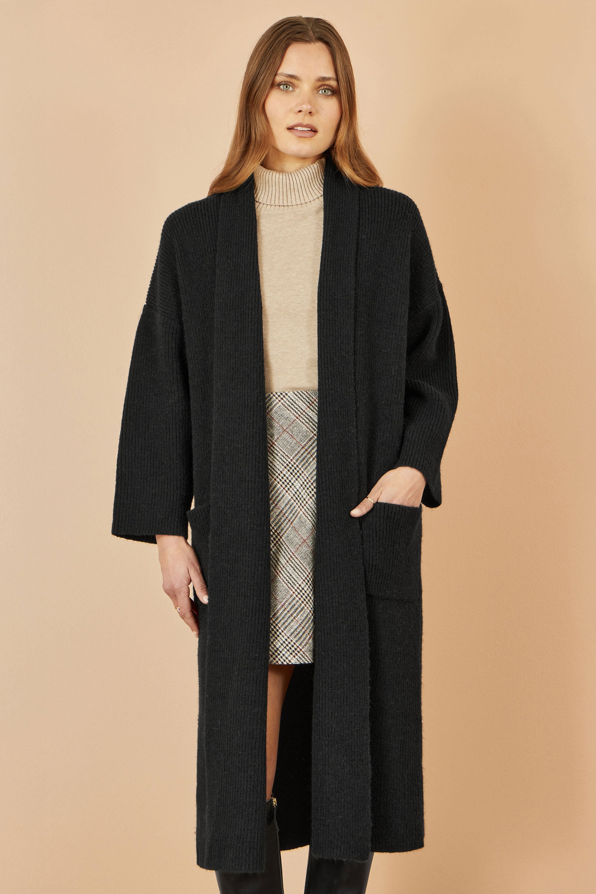 Yumi Black Knitted Maxi Cardigan With Pockets
