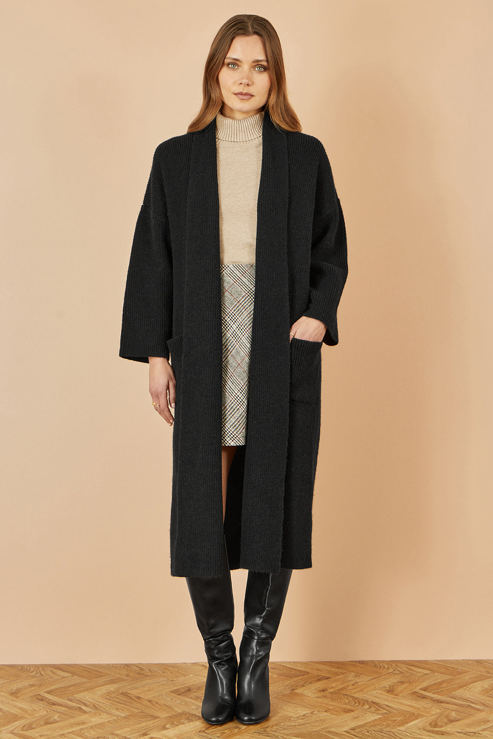Yumi Black Knitted Maxi Cardigan With Pockets - QHA UK