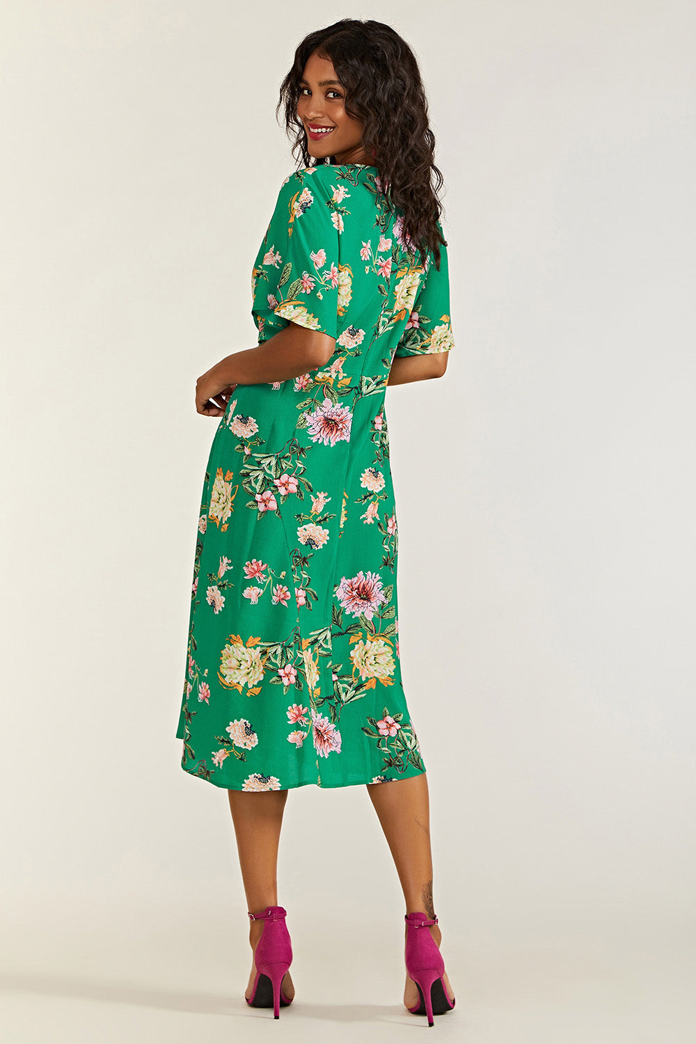 Yumi Green Floral Kimono Midi Dress - QHA UK