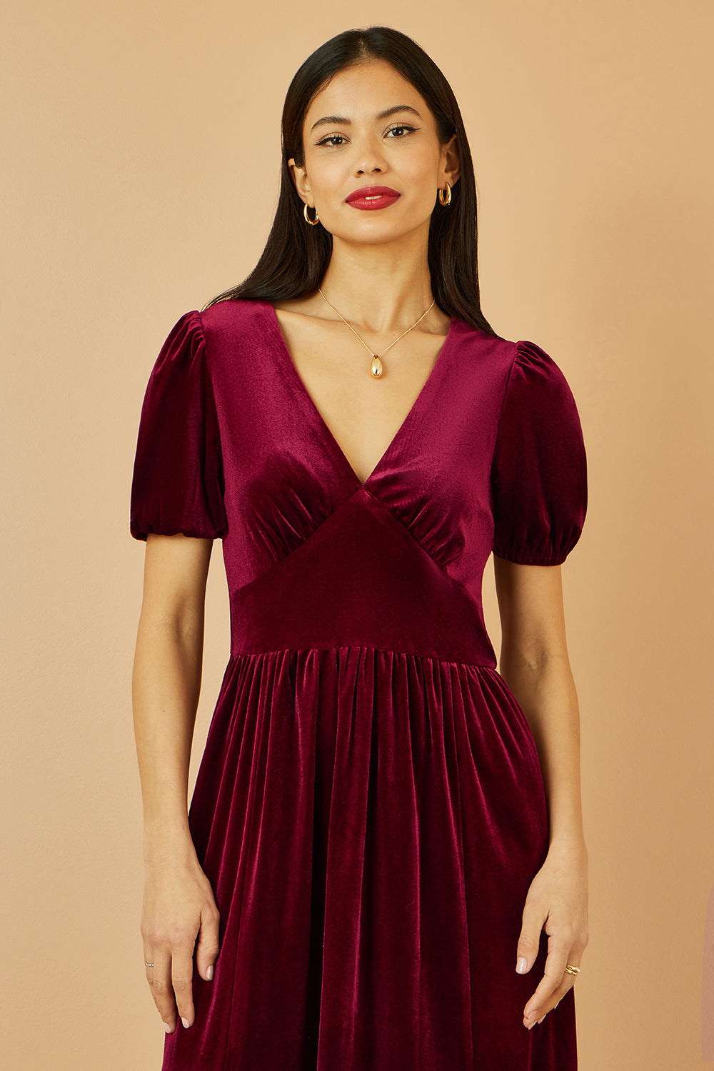 Yumi Burgundy Velvet Midi Dress - QHA UK