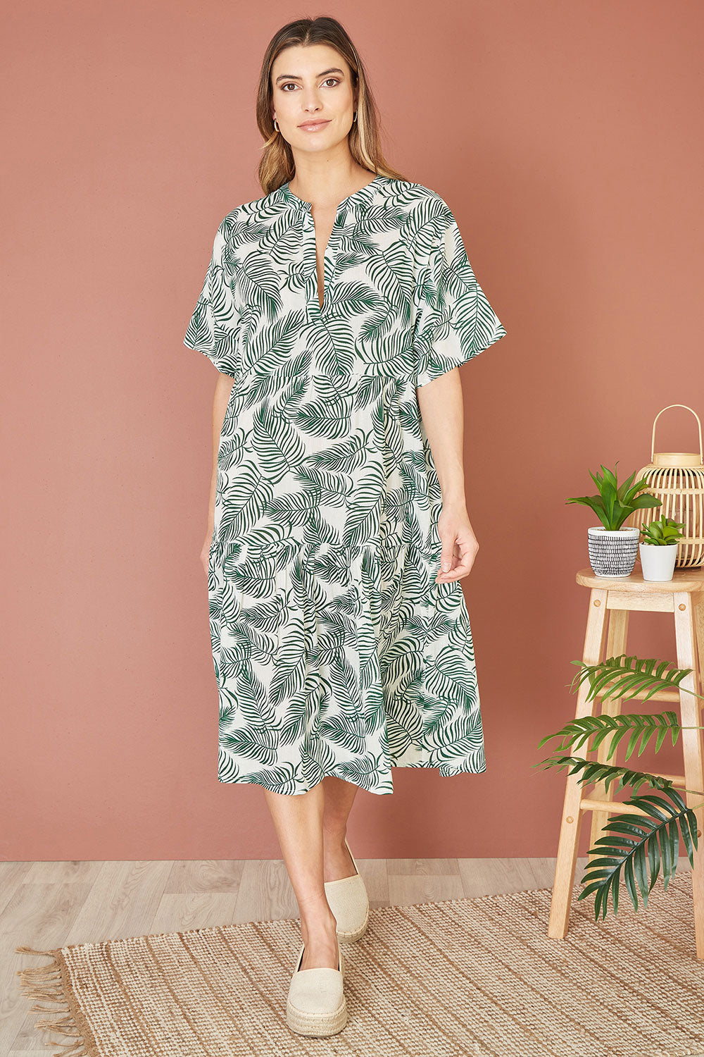 Yumi Green Organic Cotton Palm Print Tiered Tunic Dress - QHA UK