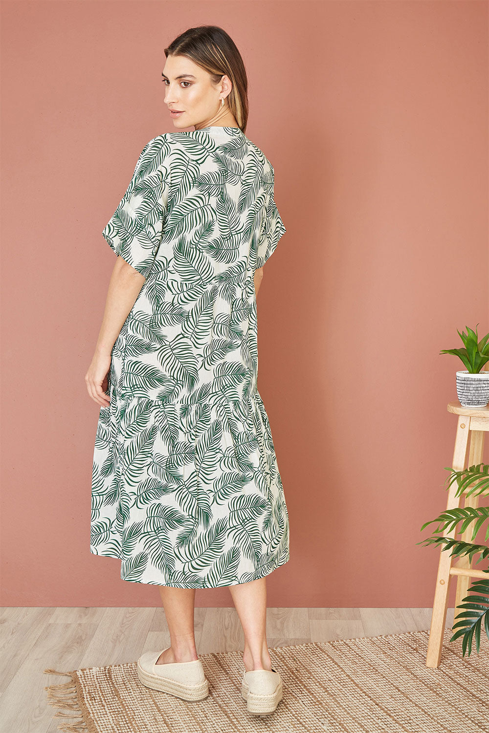 Yumi Green Organic Cotton Palm Print Tiered Tunic Dress - QHA UK