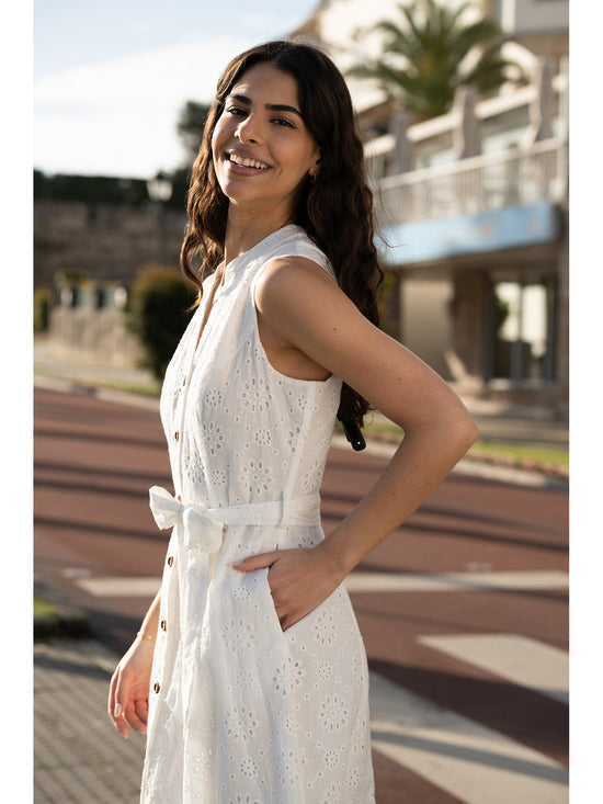 Yumi White Flower Broderie Anglaise Cotton Shirt Dress - QHA UK
