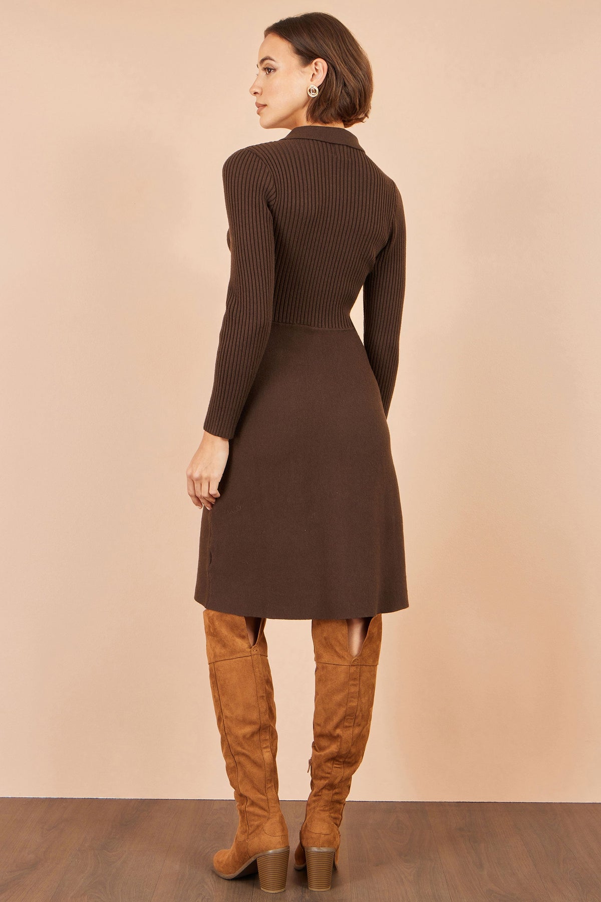 Yumi Women's Brown Rib Knit Midi Shirt Dress with Snaffle Belt and Pockets