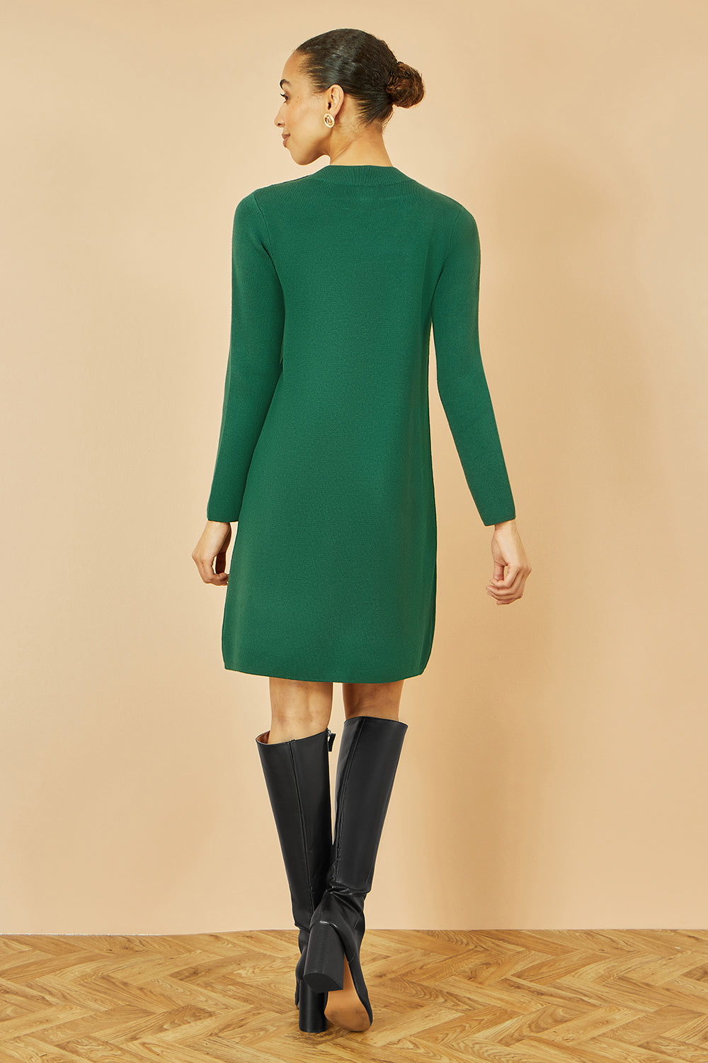 Yumi Green Knitted Tunic Dress With Gold Hardware Details - QHA UK